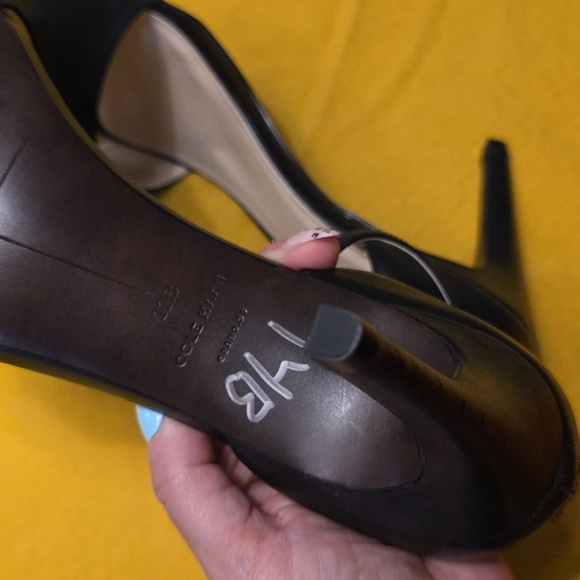 NWOB Cole Haan Black Ankle Strap Heels - Picture 15 of 17